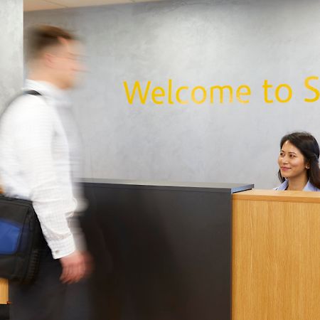 Farnborough Serviced Apartments ภายนอก รูปภาพ